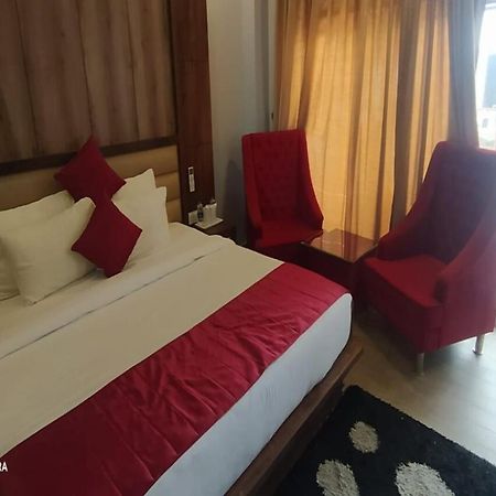 Shivaay Morex- A Vegetarian Hotel Dharamshala Ngoại thất bức ảnh