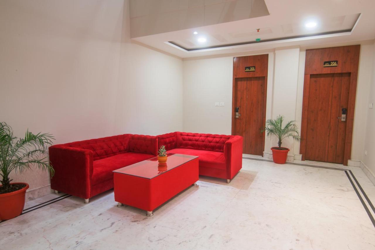 Shivaay Morex- A Vegetarian Hotel Dharamshala Ngoại thất bức ảnh