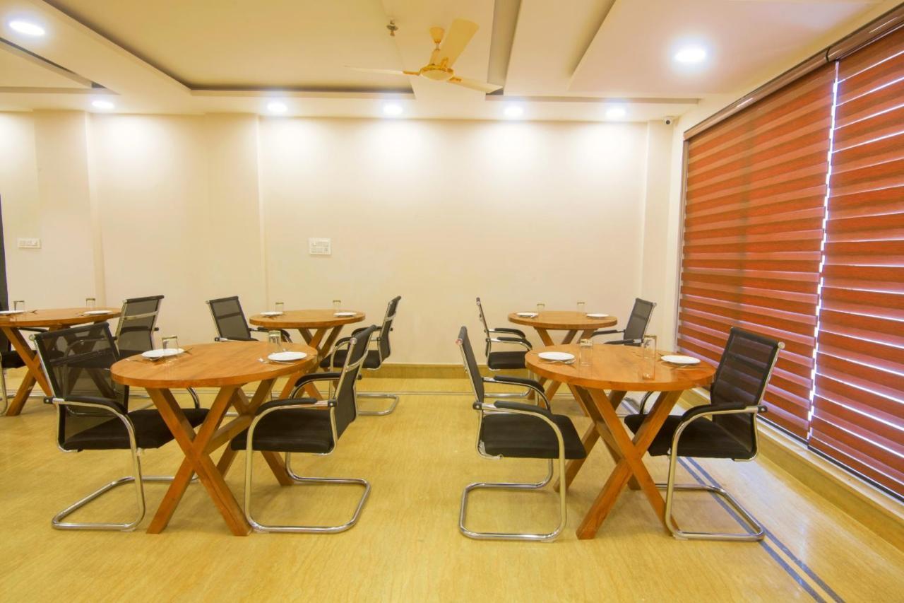 Shivaay Morex- A Vegetarian Hotel Dharamshala Ngoại thất bức ảnh