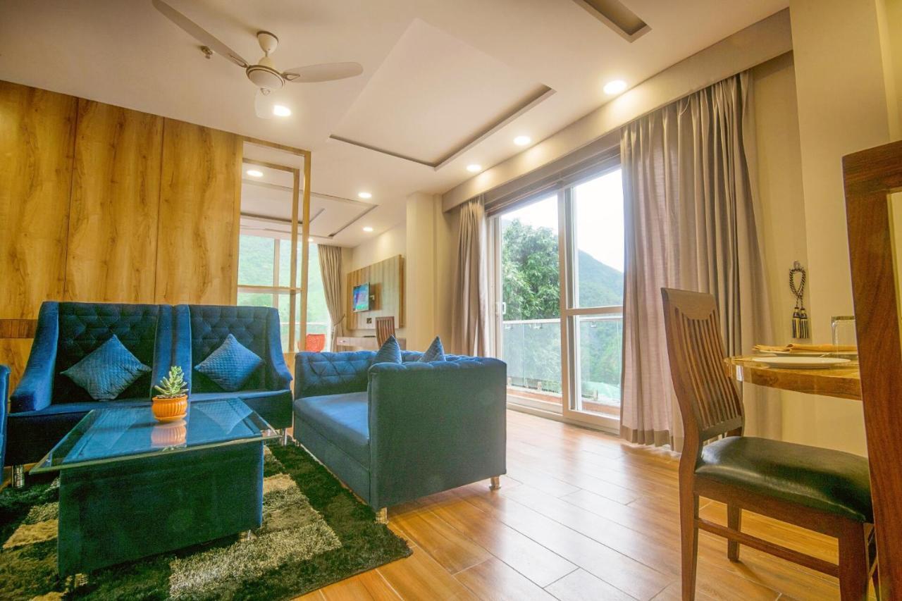 Shivaay Morex- A Vegetarian Hotel Dharamshala Ngoại thất bức ảnh
