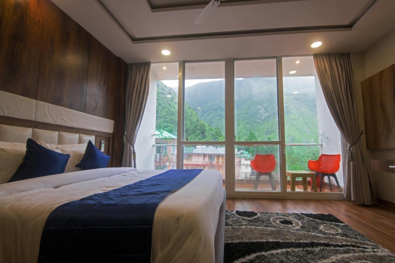 Shivaay Morex- A Vegetarian Hotel Dharamshala Ngoại thất bức ảnh