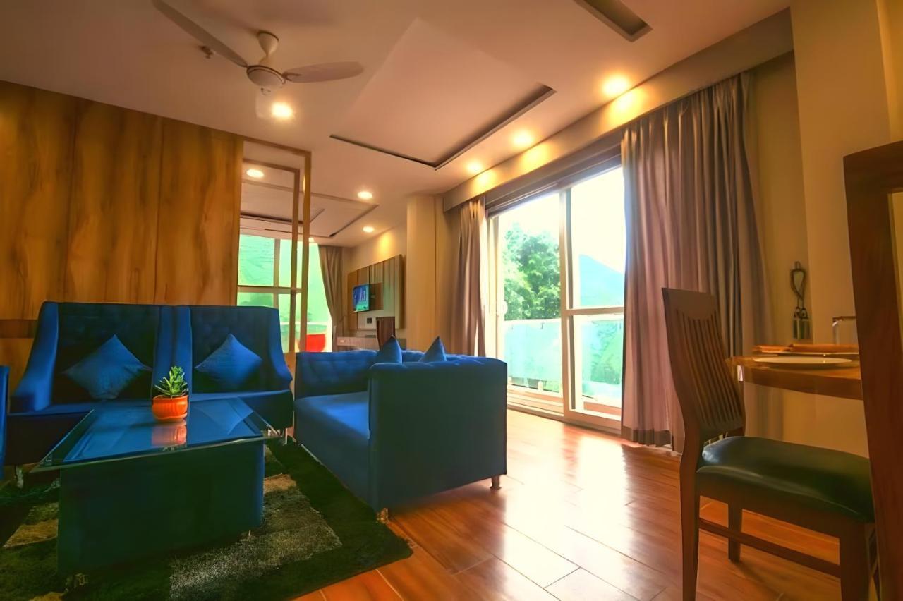 Shivaay Morex- A Vegetarian Hotel Dharamshala Ngoại thất bức ảnh